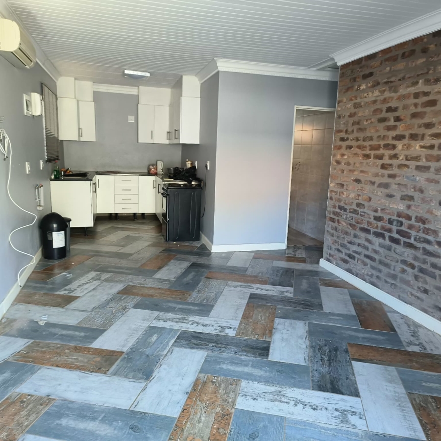6 Bedroom Property for Sale in Prieska Northern Cape